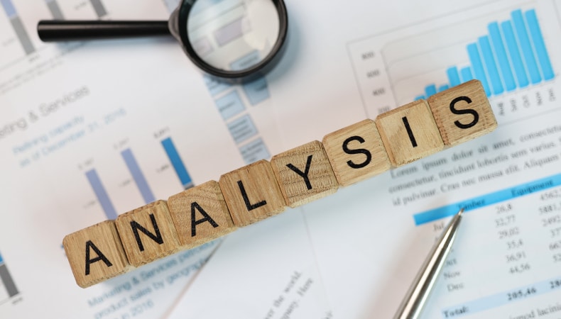 Data Analysis ist ein Prozess der Bereinigung, Verarbeitung, Interpretation, Präsentation und Visualisierung von Daten.